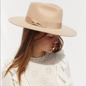 NWT Wool Flat Brim Fedora Hat